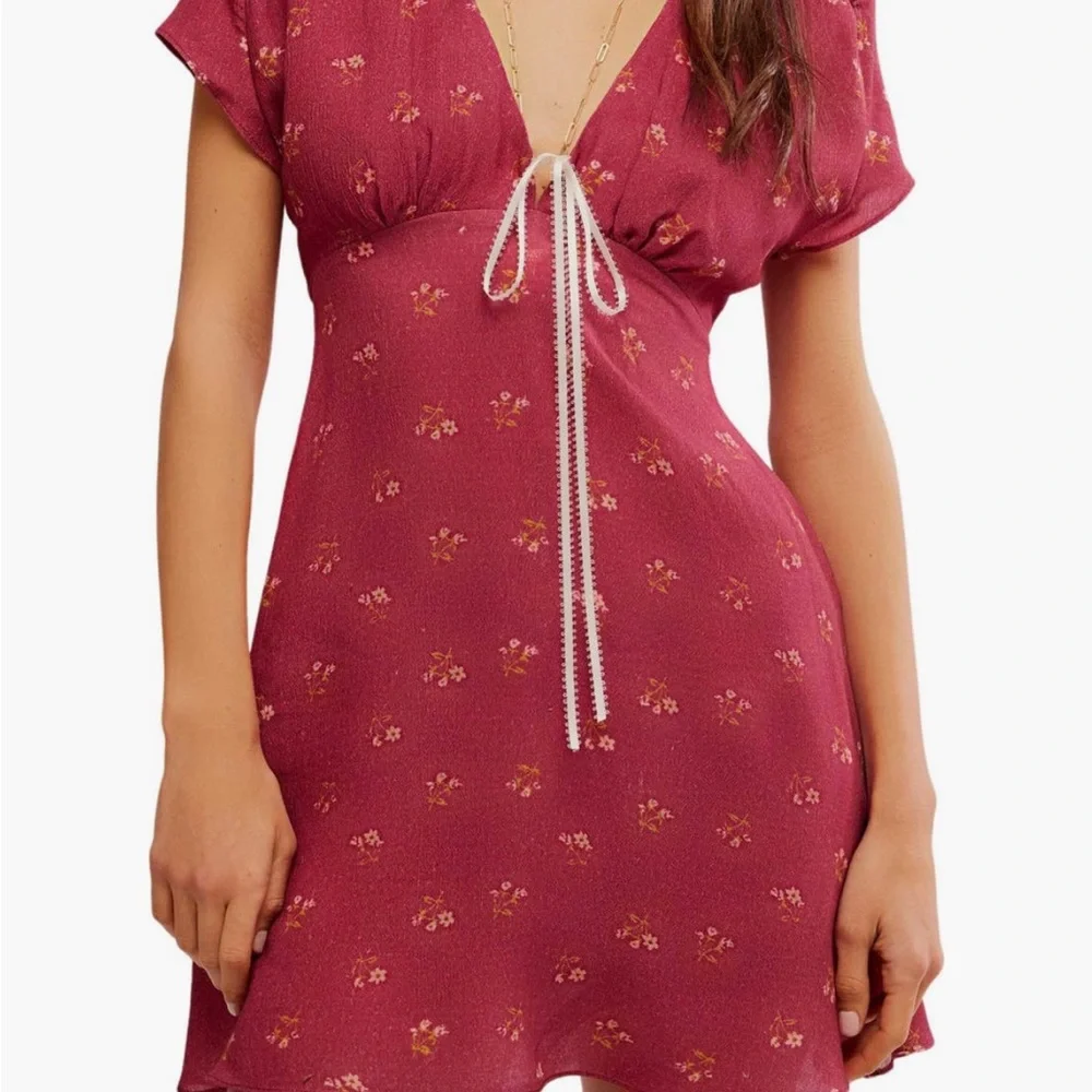 NWT Free People “Everyone’s Favorite Mini Dress” in Red, size Small - Picture 5 of 9